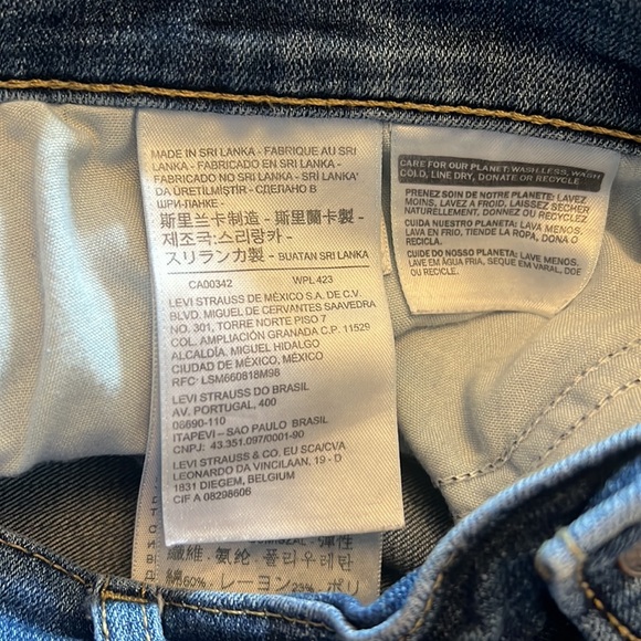 LEVIS classic bootcut jeans sz 33 waist - Picture 9 of 9